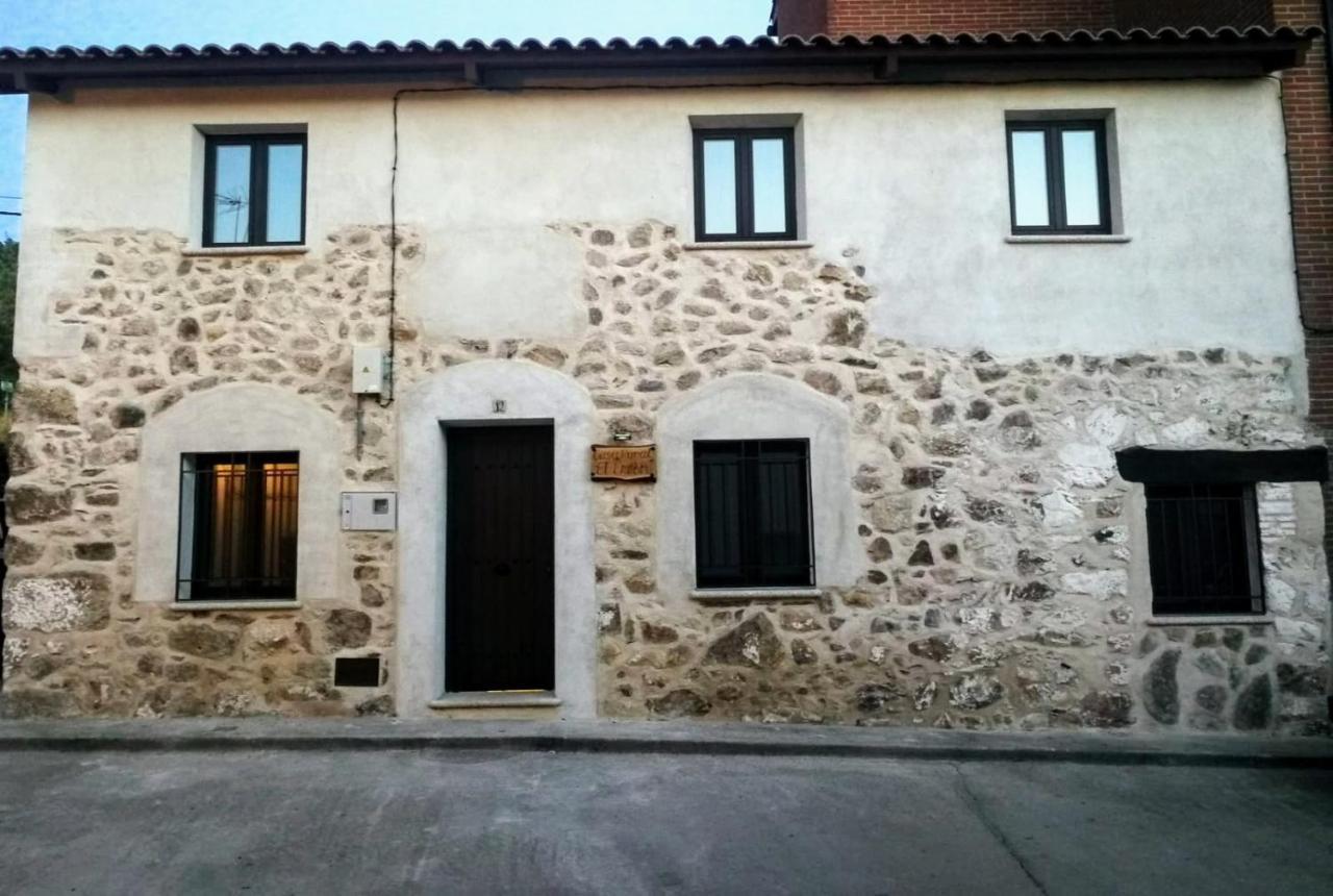 Casa Rural El Enebro 4 Estrellas Navamorcuende Eksteriør billede